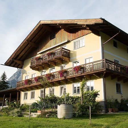 Appartamento Bio-Bauernhof Einberghof Pfarrwerfen Esterno foto